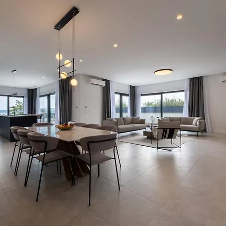 Luxury Miamore Vila